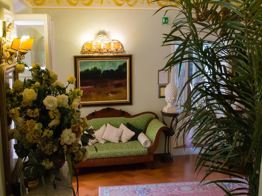 Hotel Maremonti Marina di Massa